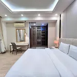 3Br Duplex Star Hill Apartment